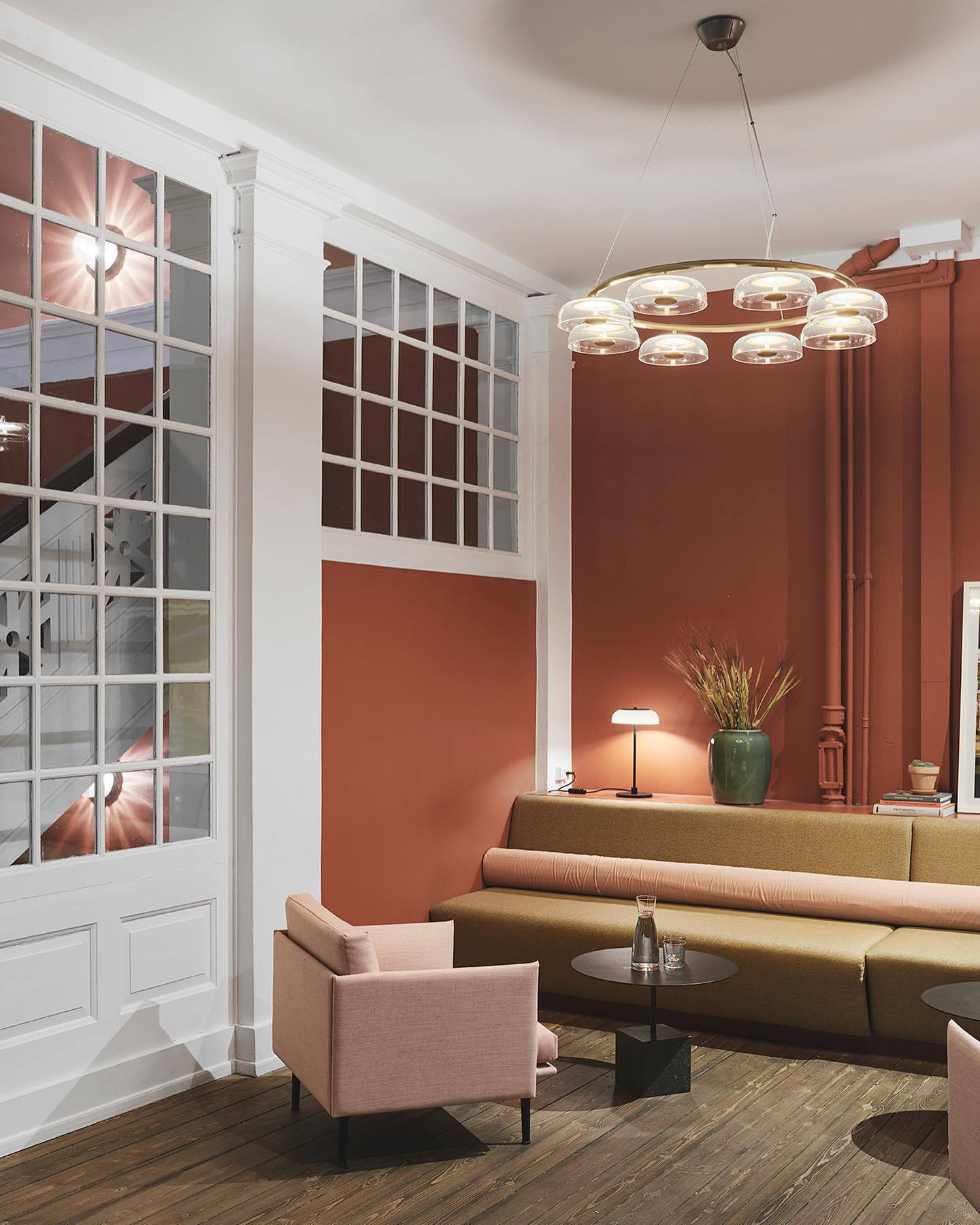 Aethera Circular Glass Chandelier - Lamp Outdoor