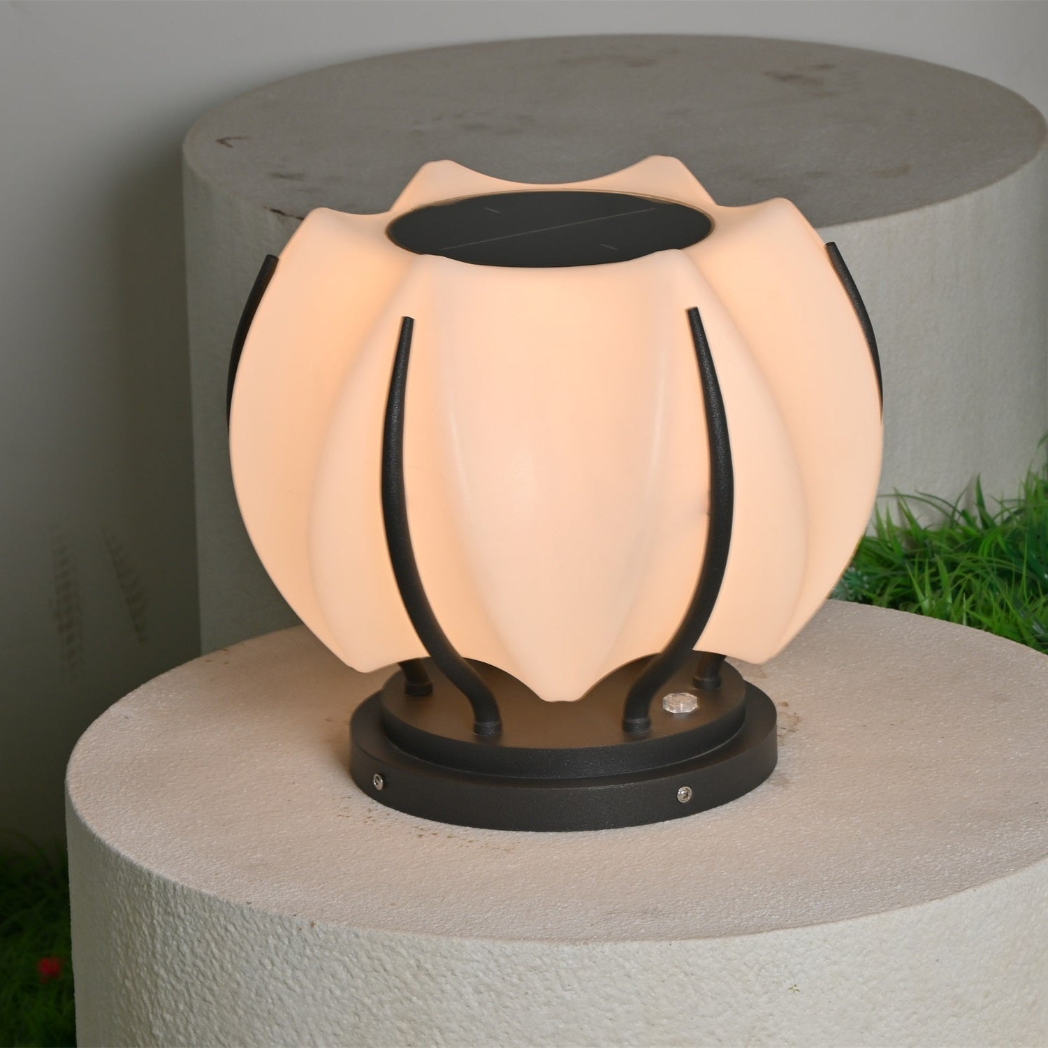 Solflora Bloom Solar Light - Lamp Outdoor