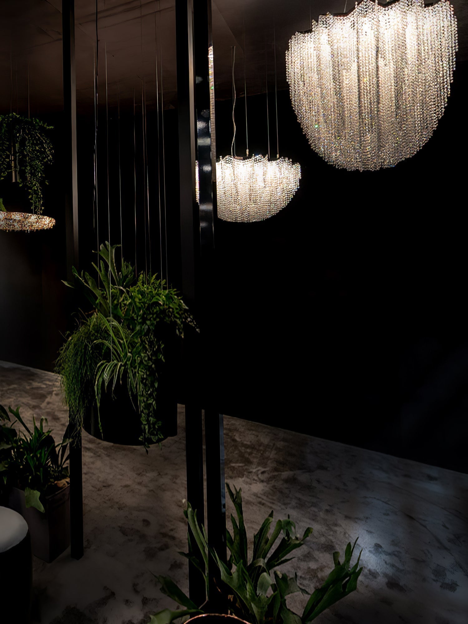 Zashayra Crystal Column Chandelier - Lamp Outdoor