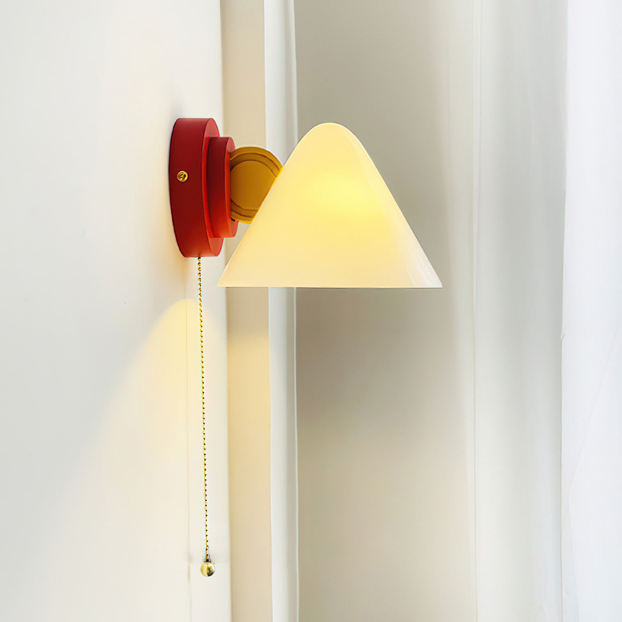 Stoja Modern Wall Light