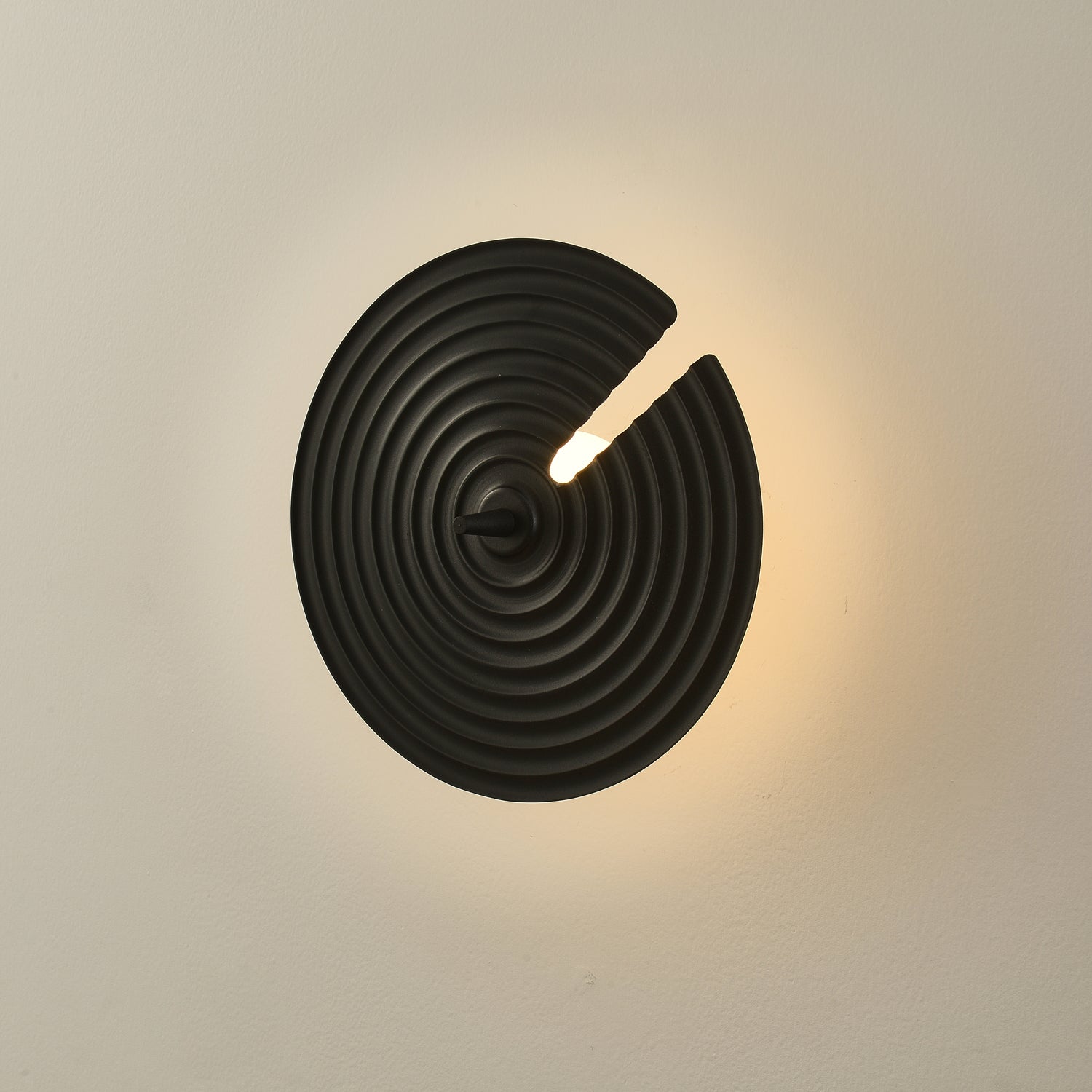 Symphony Wall Lamp - Lamp Outdoor