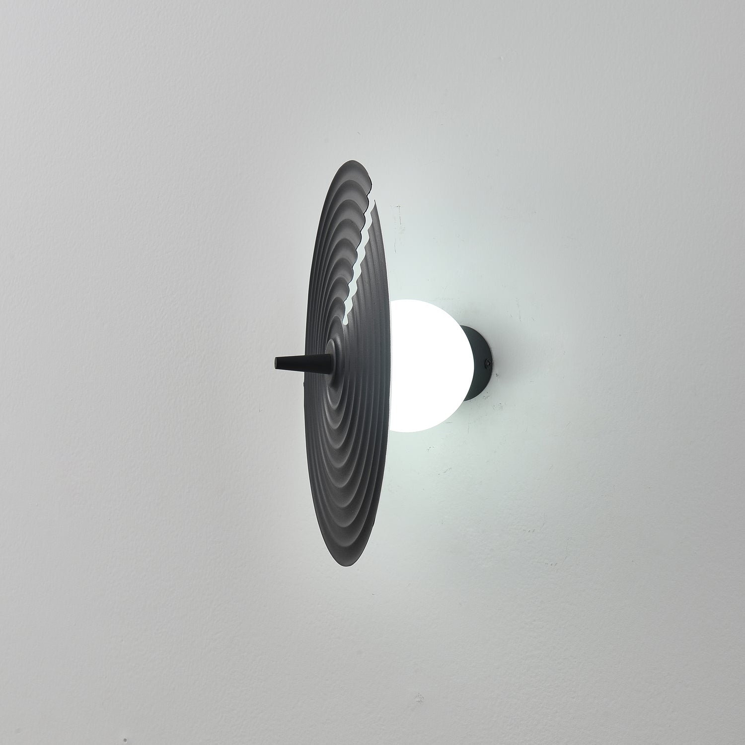 Symphony Wall Lamp - Lamp Outdoor