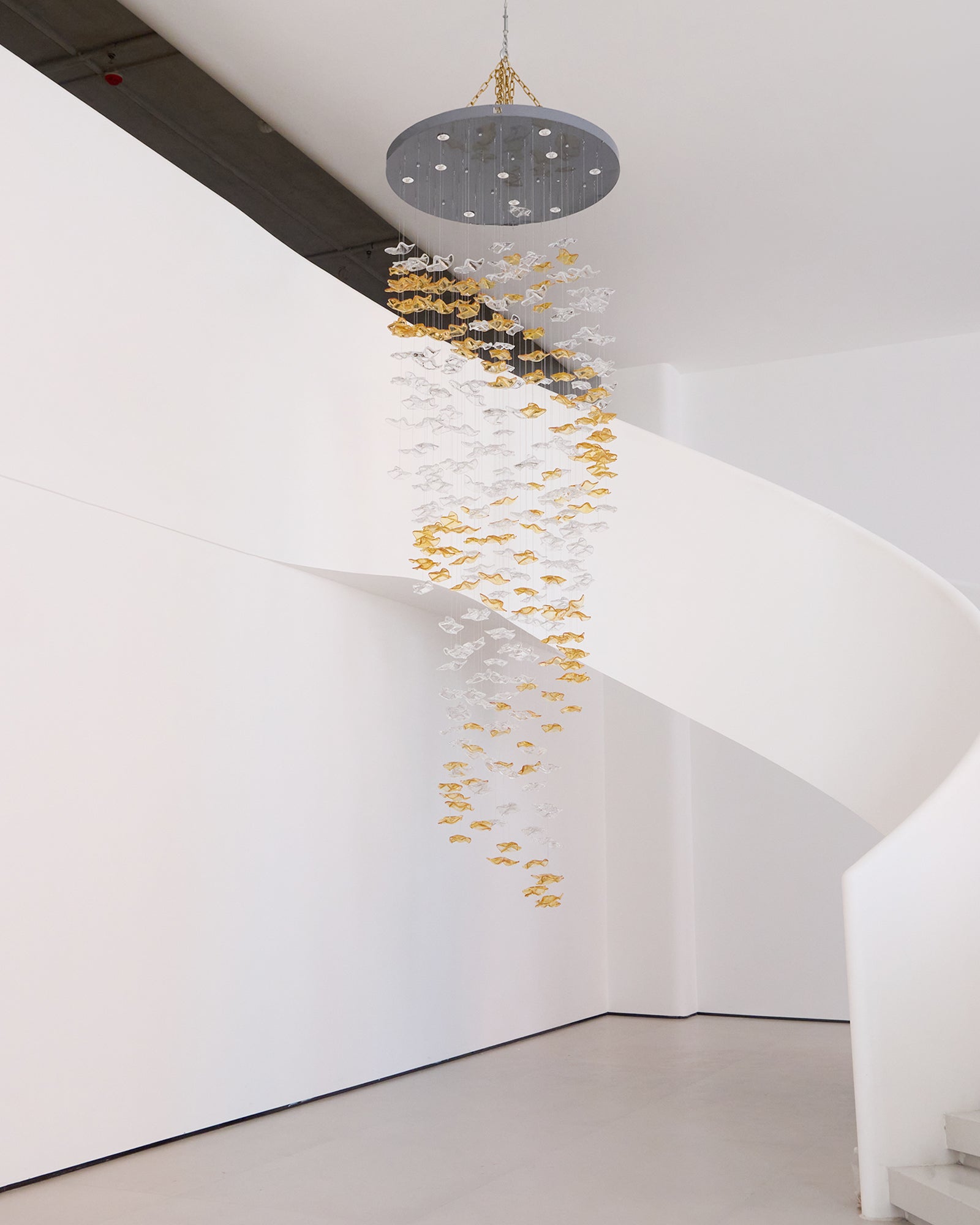 Nephele Crystal Leaf Chandelier - Lamp Outdoor