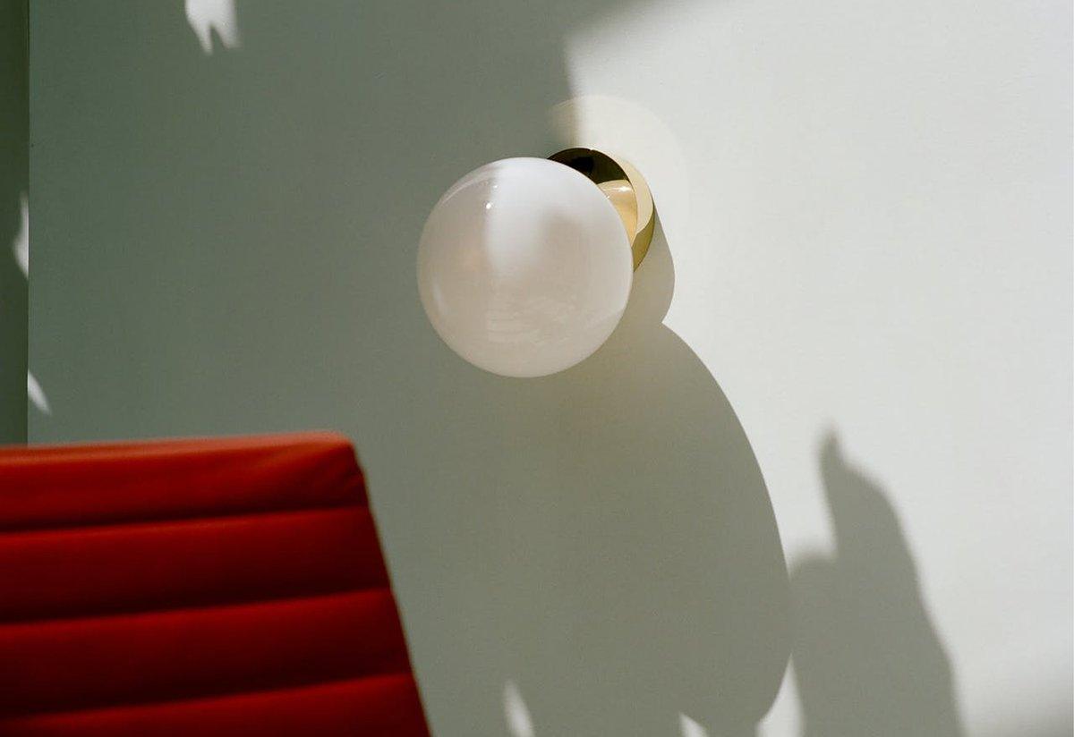 Tip of The Tongue Wall Lamp - Lamp Outdoor
