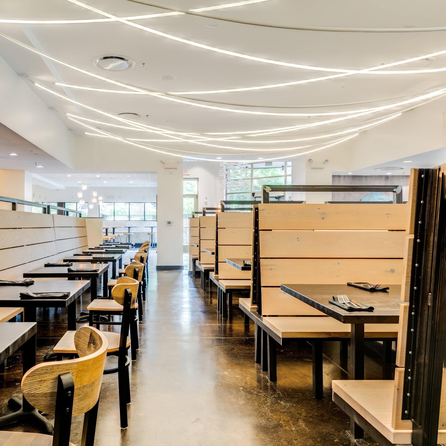 Solara Pendant Lamp Flexible Curve Silicone Brass - Letslighting