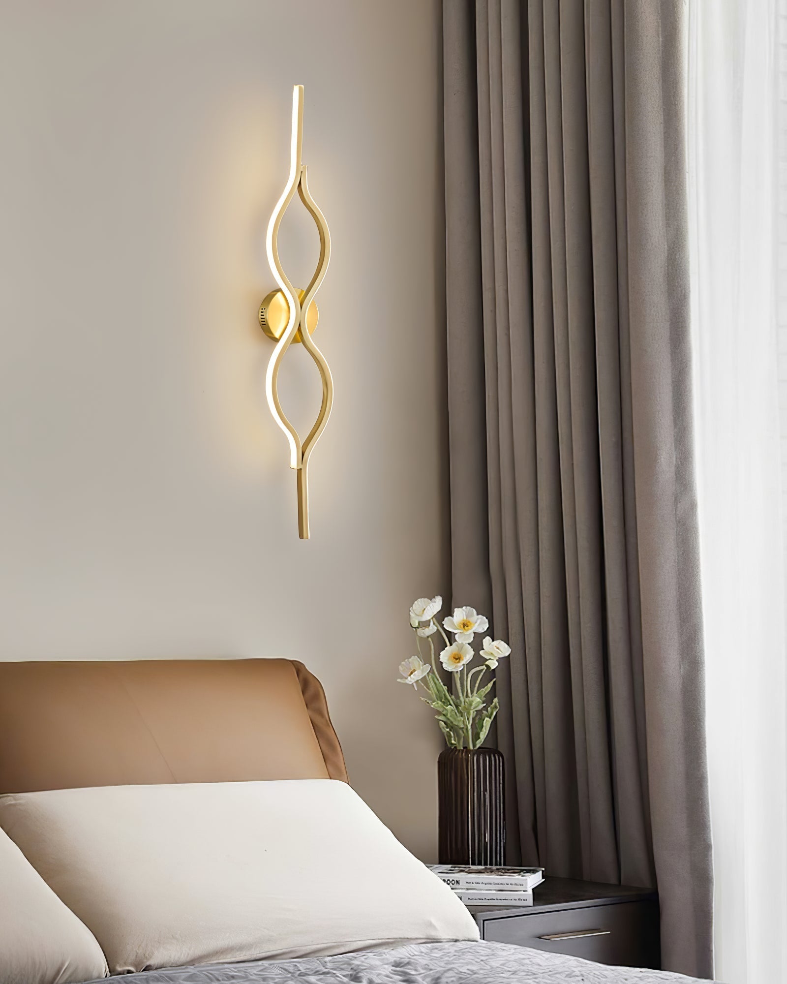 Twist Brass Wall Light - Lamp Outdoor