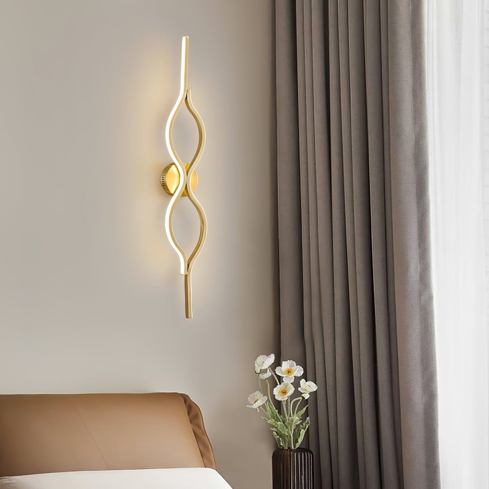Twist Brass Wall Light - Lamp Outdoor