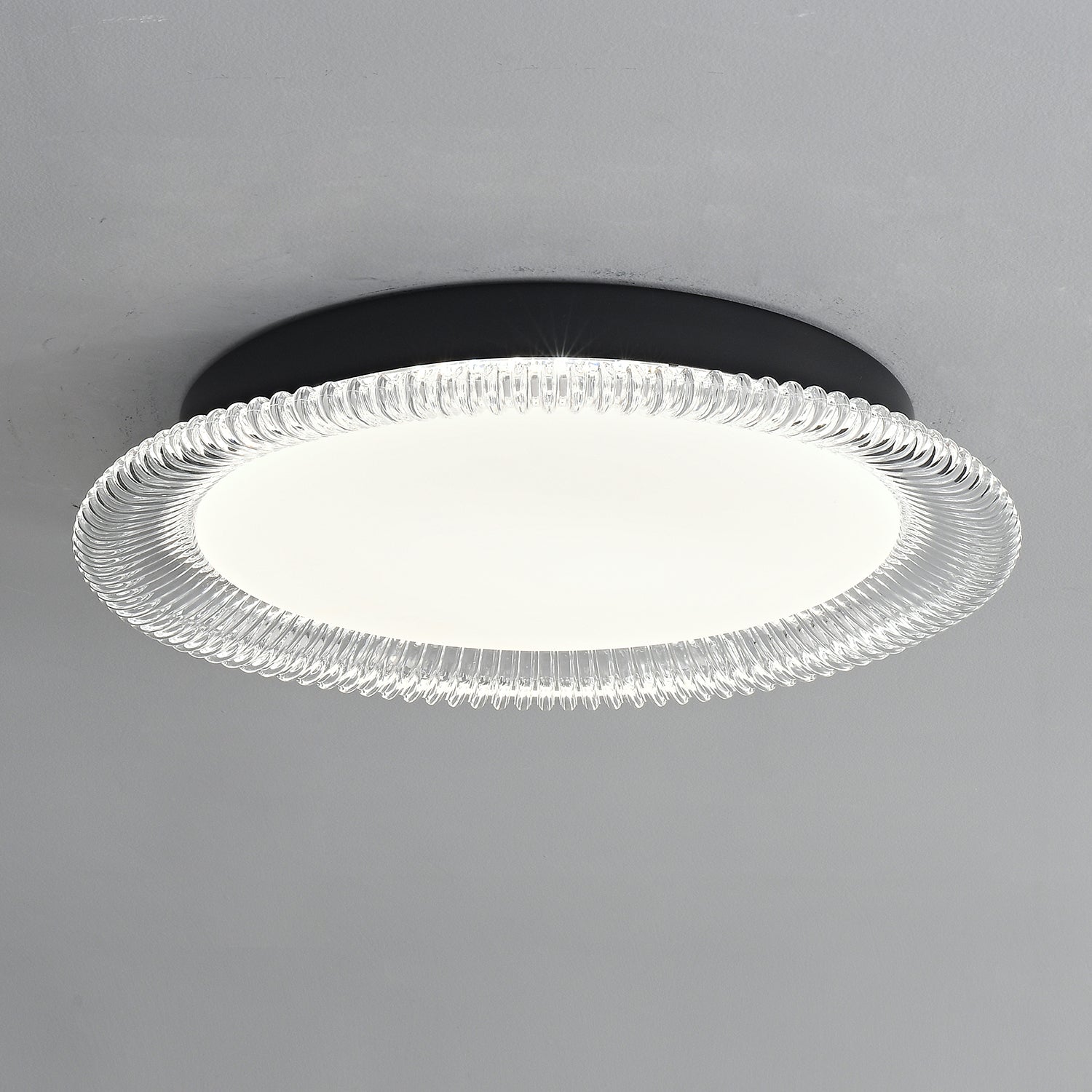 Vanguard Ceiling Light - Lamp Outdoor