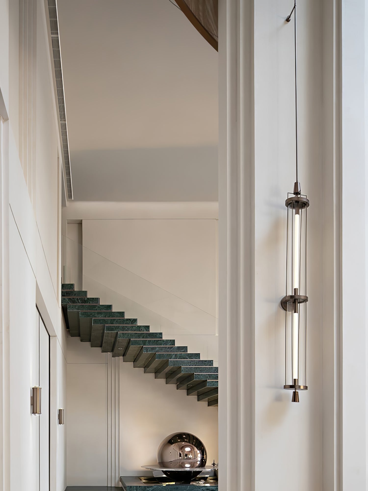 Vertical Wall Sconce - Lamp Outdoor