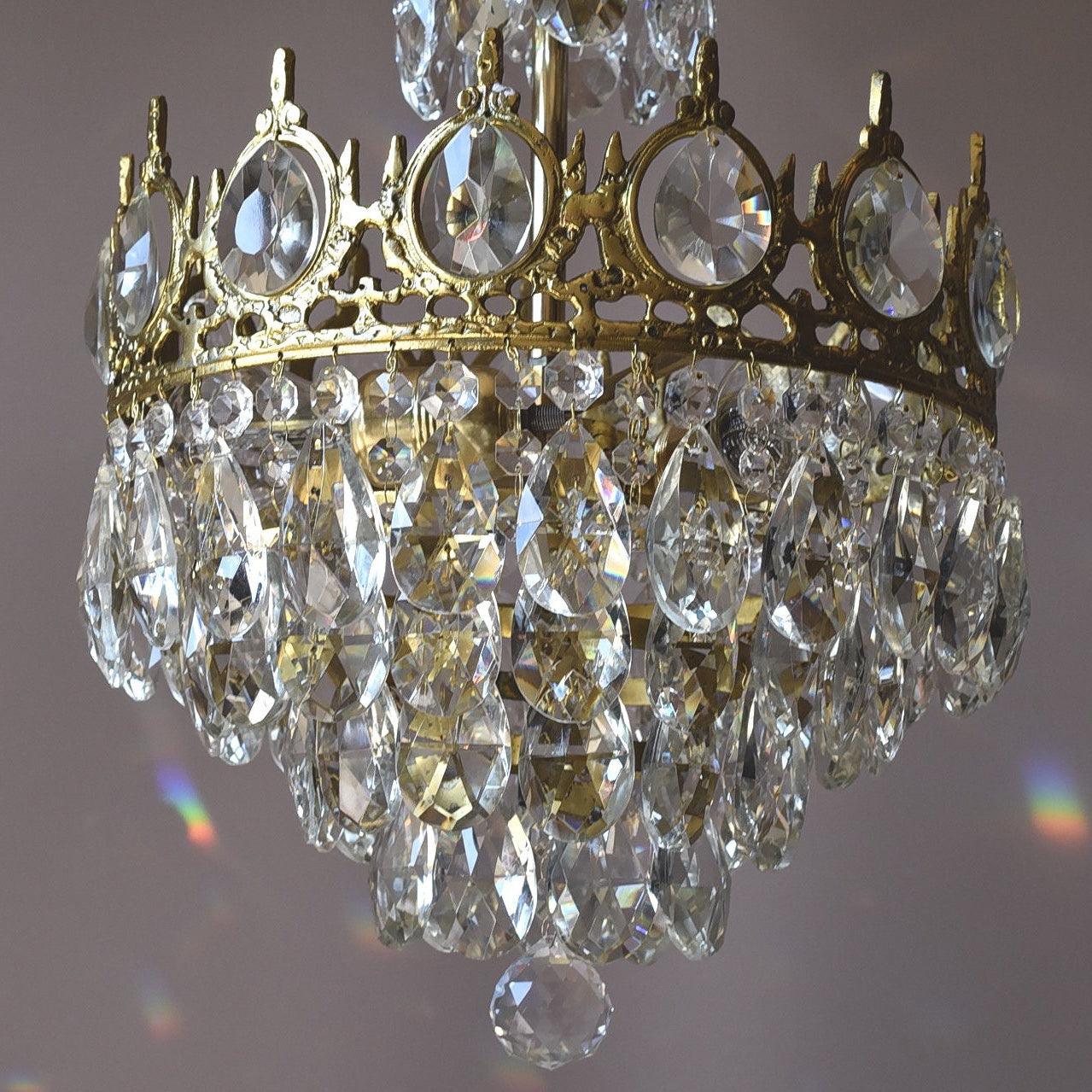 Vintage Crystal Chandelier - Lamp Outdoor