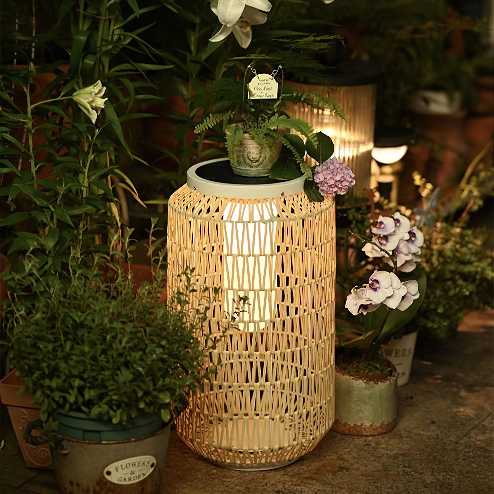 Oliver Vintage Metal Outdoor Lighting - Lamp Outdoor