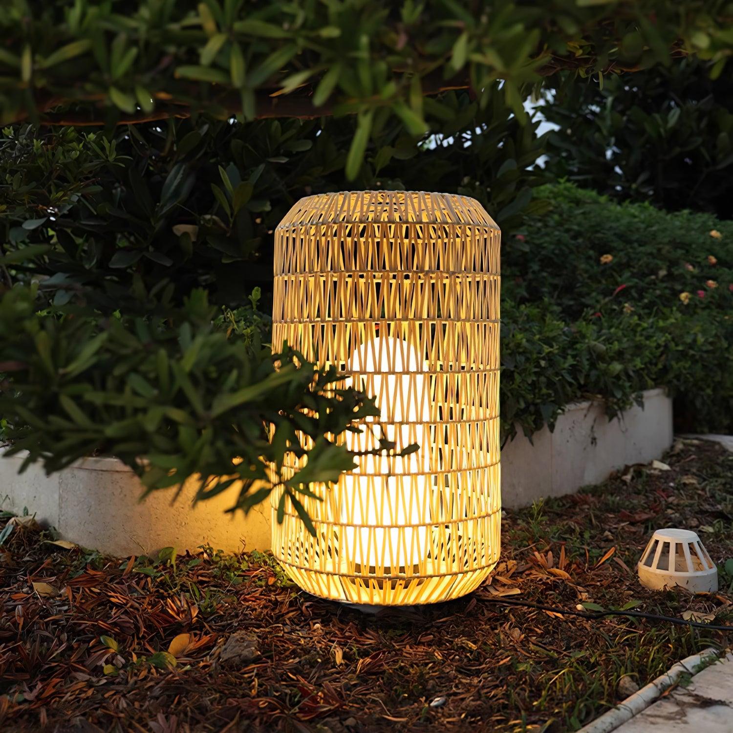 Oliver Vintage Metal Outdoor Lighting - Lamp Outdoor