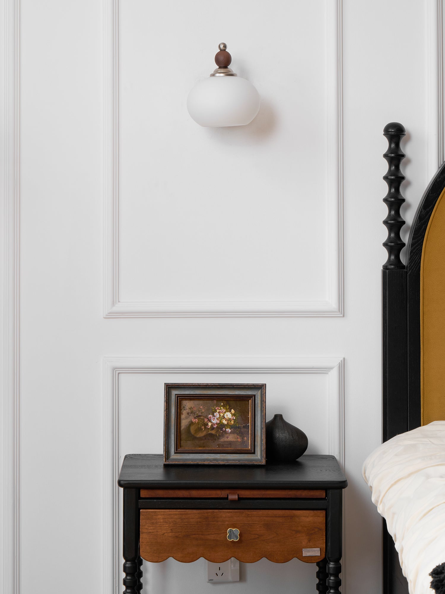 Yisi Po Wall Lamp - Lamp Outdoor