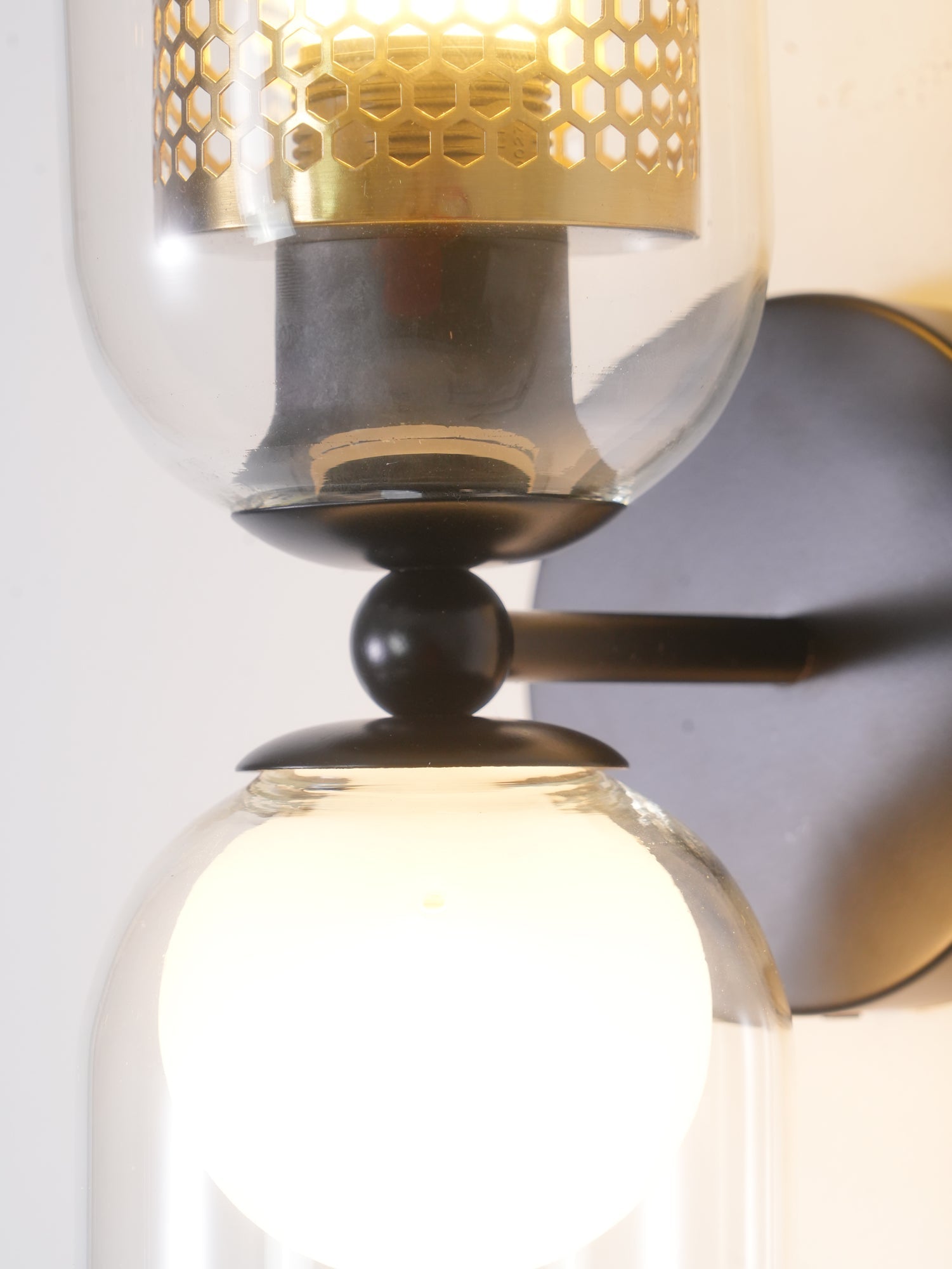 Zachary Wall Lamp - Lamp Outdoor