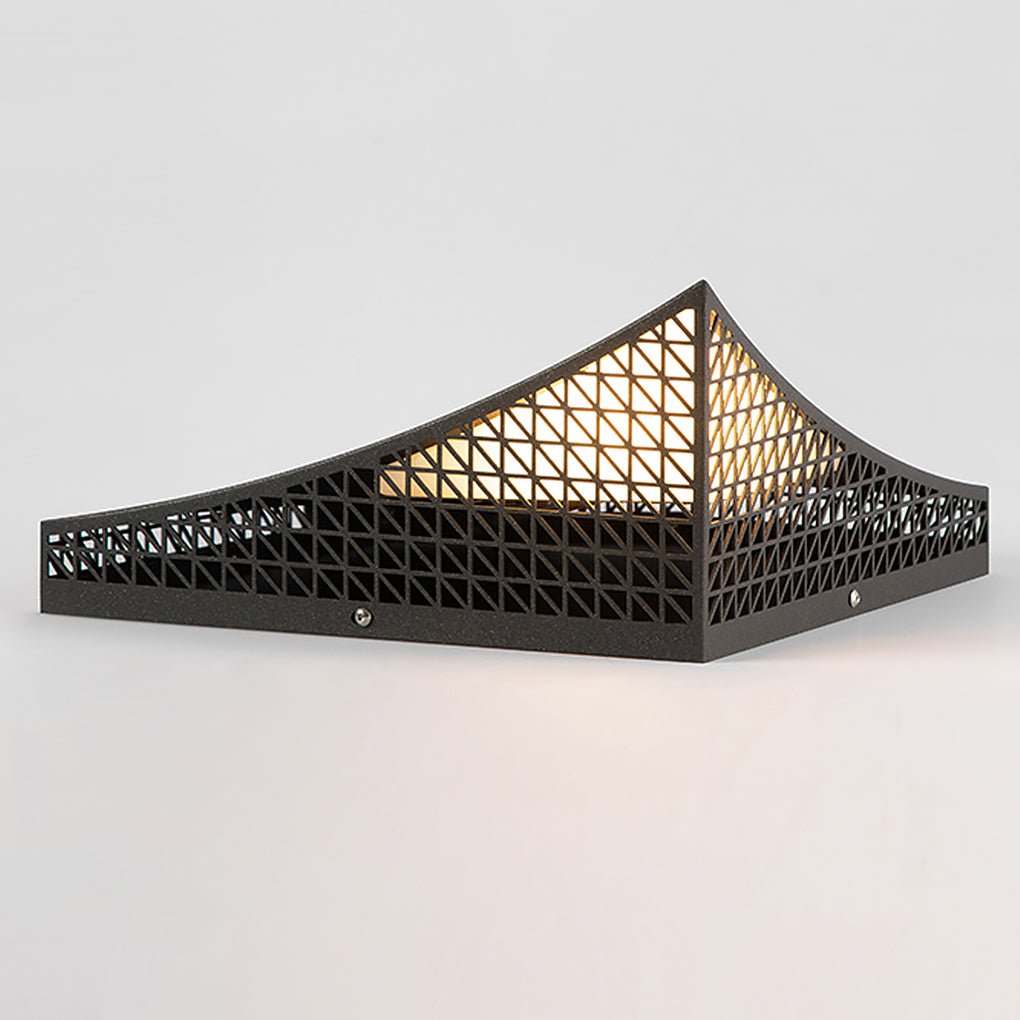 Industrial Solar Garden Light with Elegant Mesh Design - Lamp Outdoor
