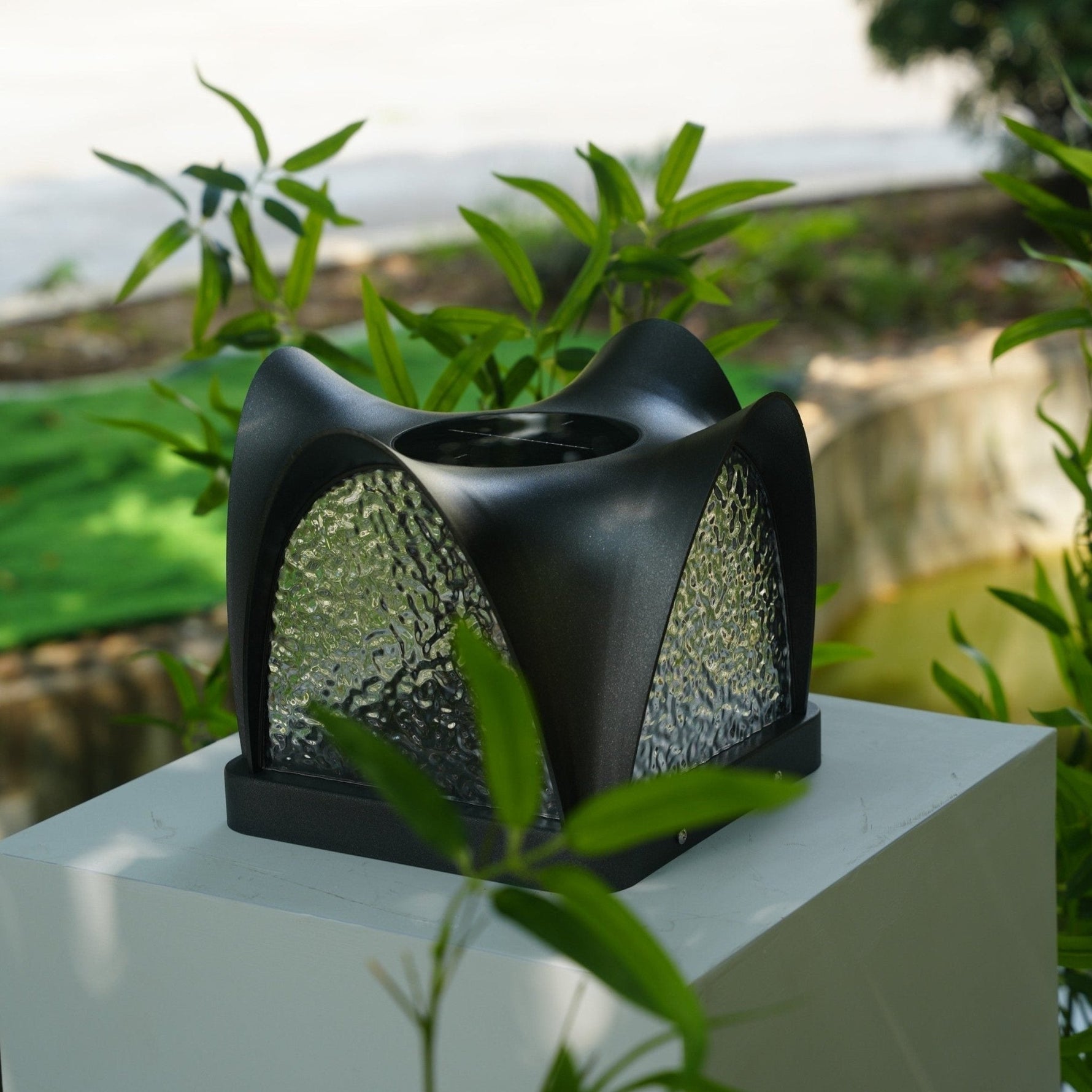 Sculptform Solar Outdoor Light - Lamp Outdoor