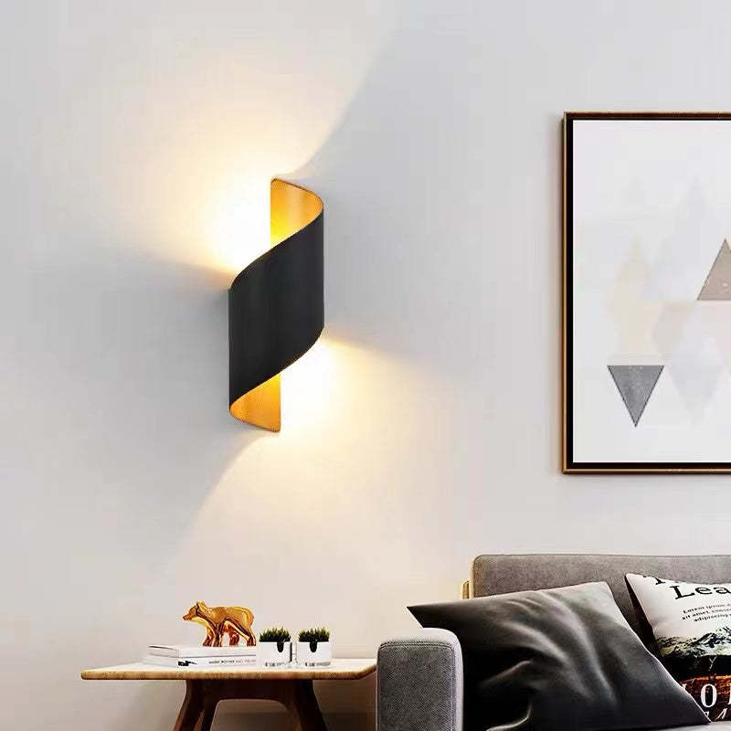 Travin Modern Conch Shape Spiral Outdoor Wall Lamp, Black/White/Gold - Lamp Outdoor