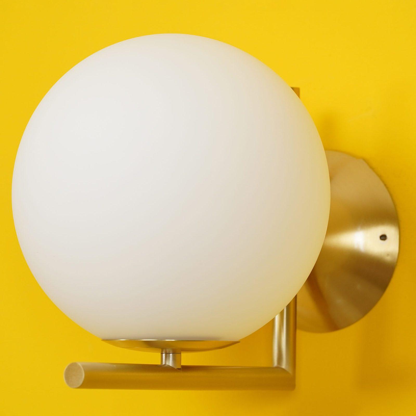 Blown Glass Opal Glass Wall Lamp - Lamp Outdoor