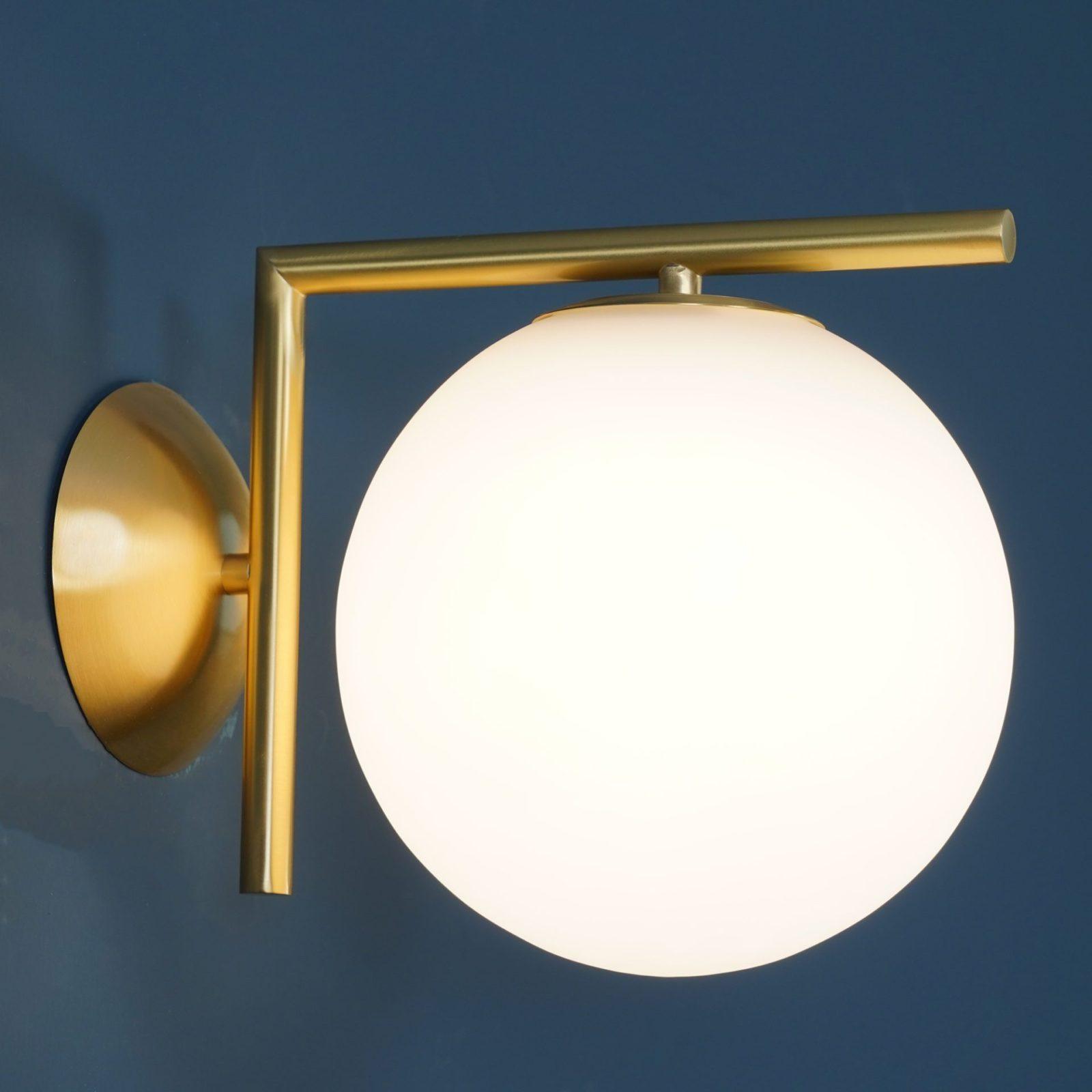 Blown Glass Opal Glass Wall Lamp - Lamp Outdoor