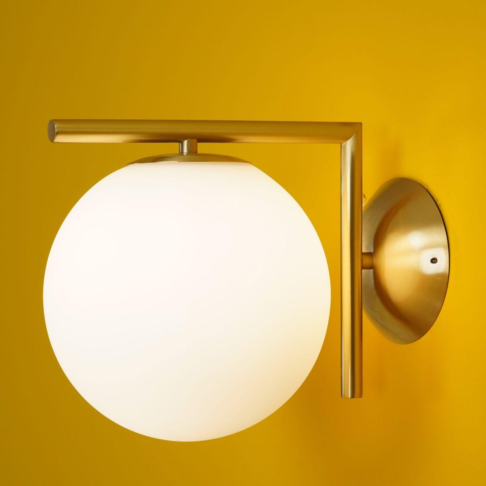 Blown Glass Opal Glass Wall Lamp - Lamp Outdoor