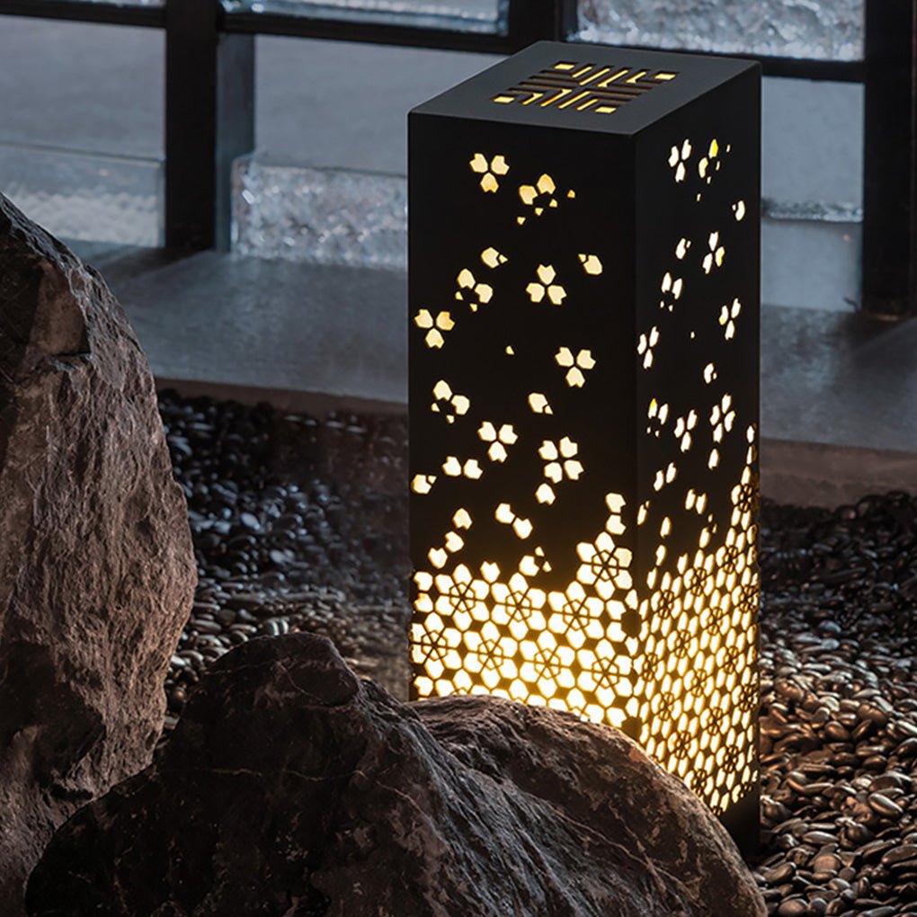Asian Style Perforated Garden Lighting with Decorative Snowflake Design - Lamp Outdoor
