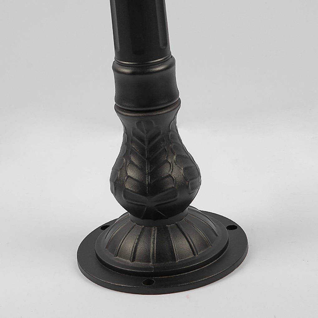 Retro-Inspired Waterproof Outdoor Lamp Post for Traditional Villa Gardens - Lamp Outdoor