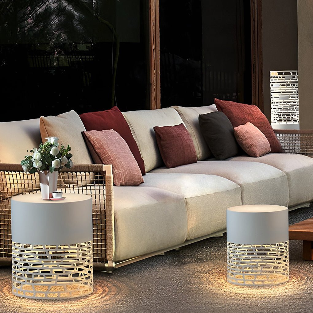 Stylish Hollow Mesh LED Cylinder Light Freestanding Outdoor Garden Lighting - Lamp Outdoor