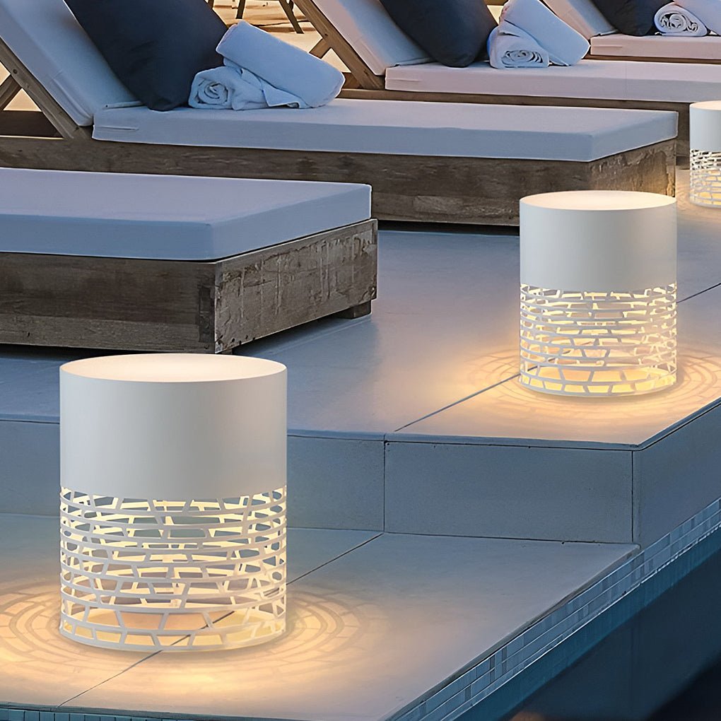 Stylish Hollow Mesh LED Cylinder Light Freestanding Outdoor Garden Lighting - Lamp Outdoor