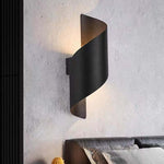 Travin Modern Conch Shape Spiral Outdoor Wall Lamp, Black/White/Gold - Lamp Outdoor
