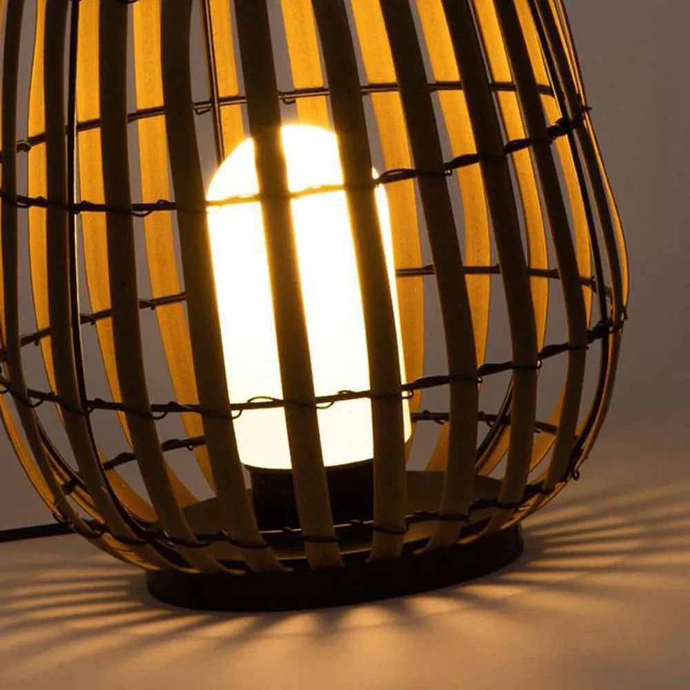 Ritta Retro Lantern Solar Rechargeable Outdoor Floor Lamp - Lamp Outdoor
