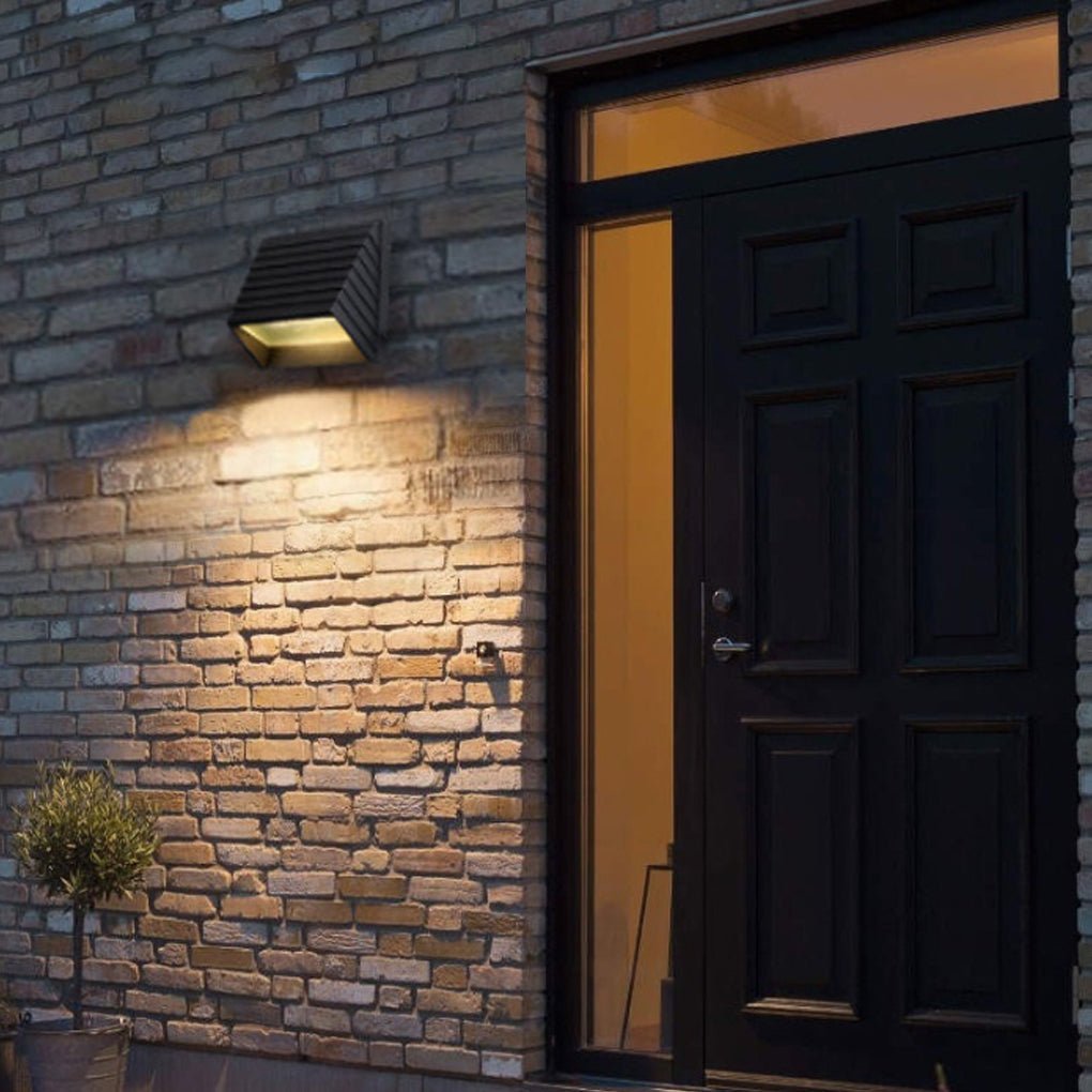 Modern Minimalist Outdoor Waterproof LED Wall Light for Villa Garden Balcony Stairs - Lamp Outdoor