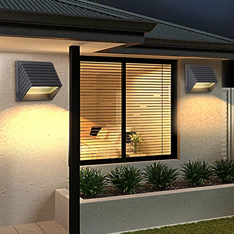 Modern Minimalist Outdoor Waterproof LED Wall Light for Villa Garden Balcony Stairs - Lamp Outdoor