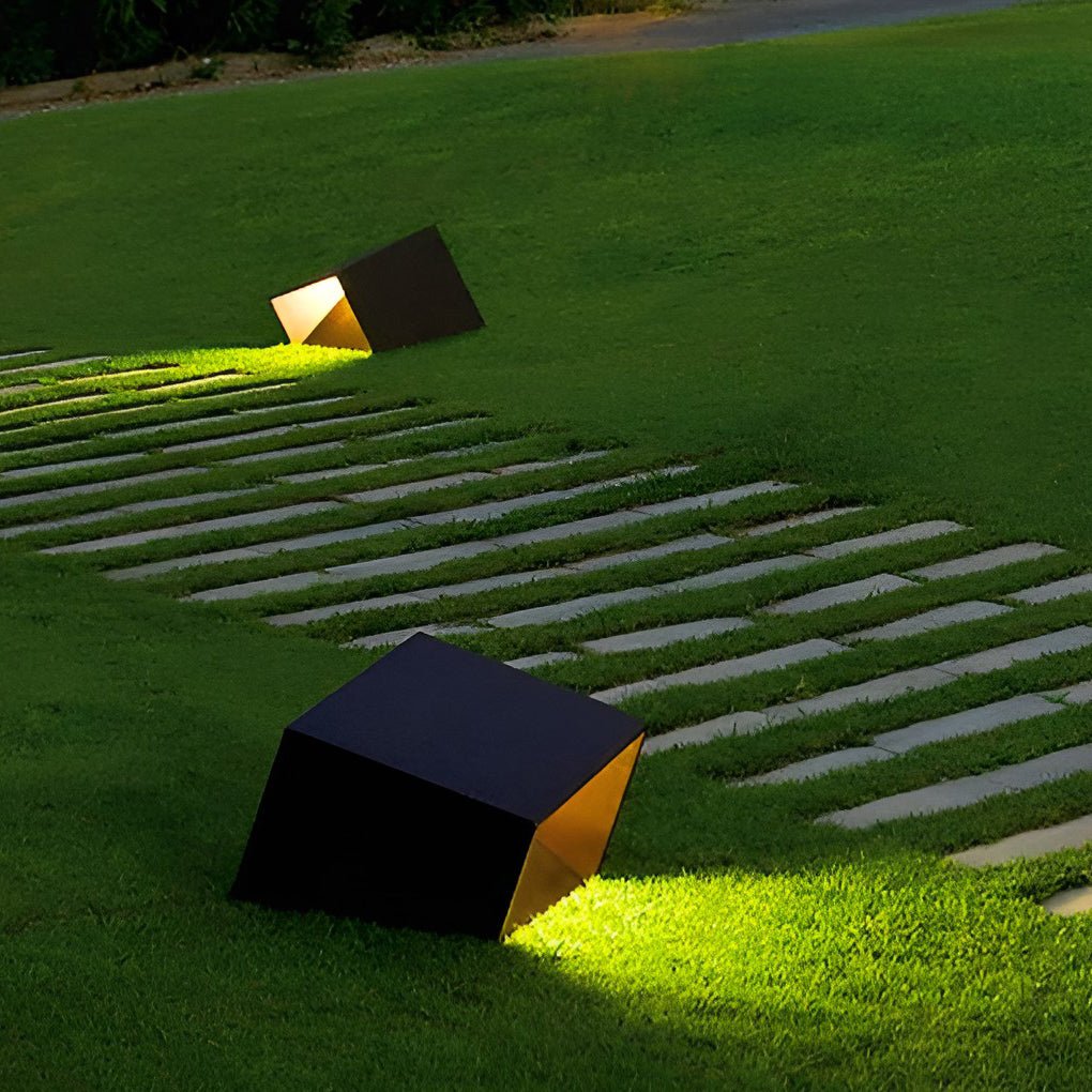 Unique Stainless Steel Artful Cube Outdoor Landscape Light Modern Geometric Illumination - Lamp Outdoor