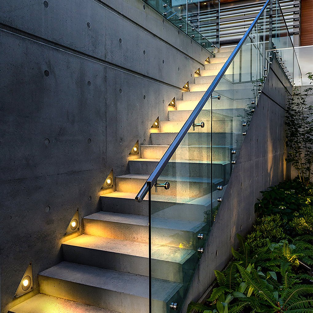 Triangle In-Wall Step Lights 110-220V LED Outdoor Wall Mounted Stairs Lights for Courtyard Garden - Lamp Outdoor