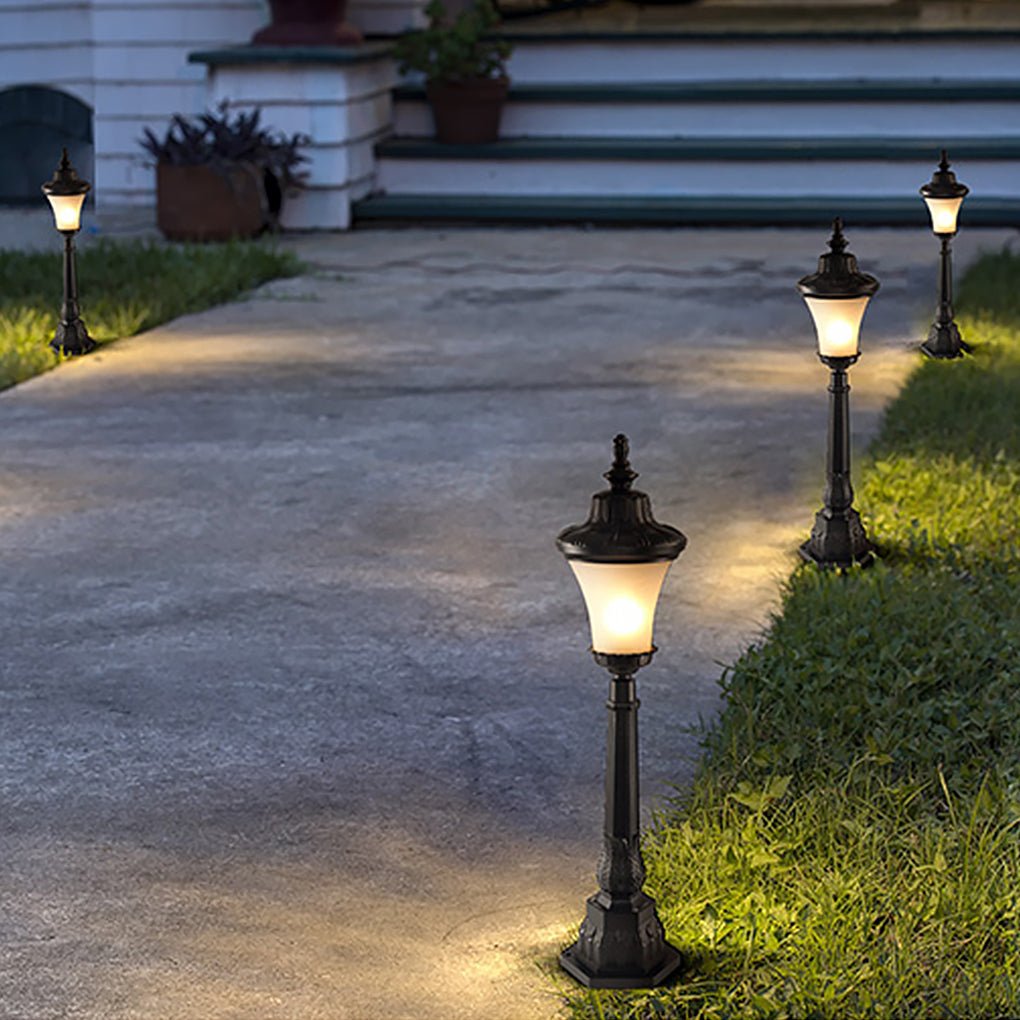 Vintage High Pole Garden Light Elegant Retro Outdoor Post Lighting - Lamp Outdoor