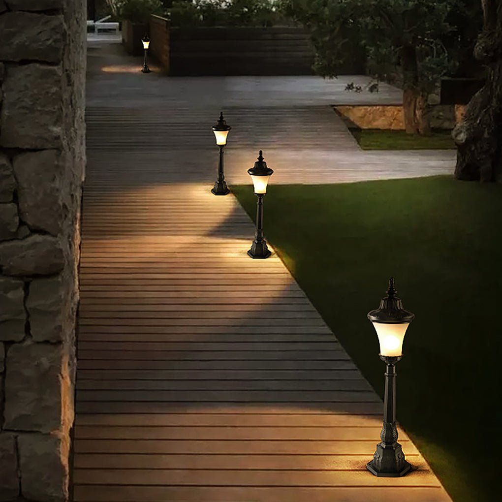 Vintage High Pole Garden Light Elegant Retro Outdoor Post Lighting - Lamp Outdoor